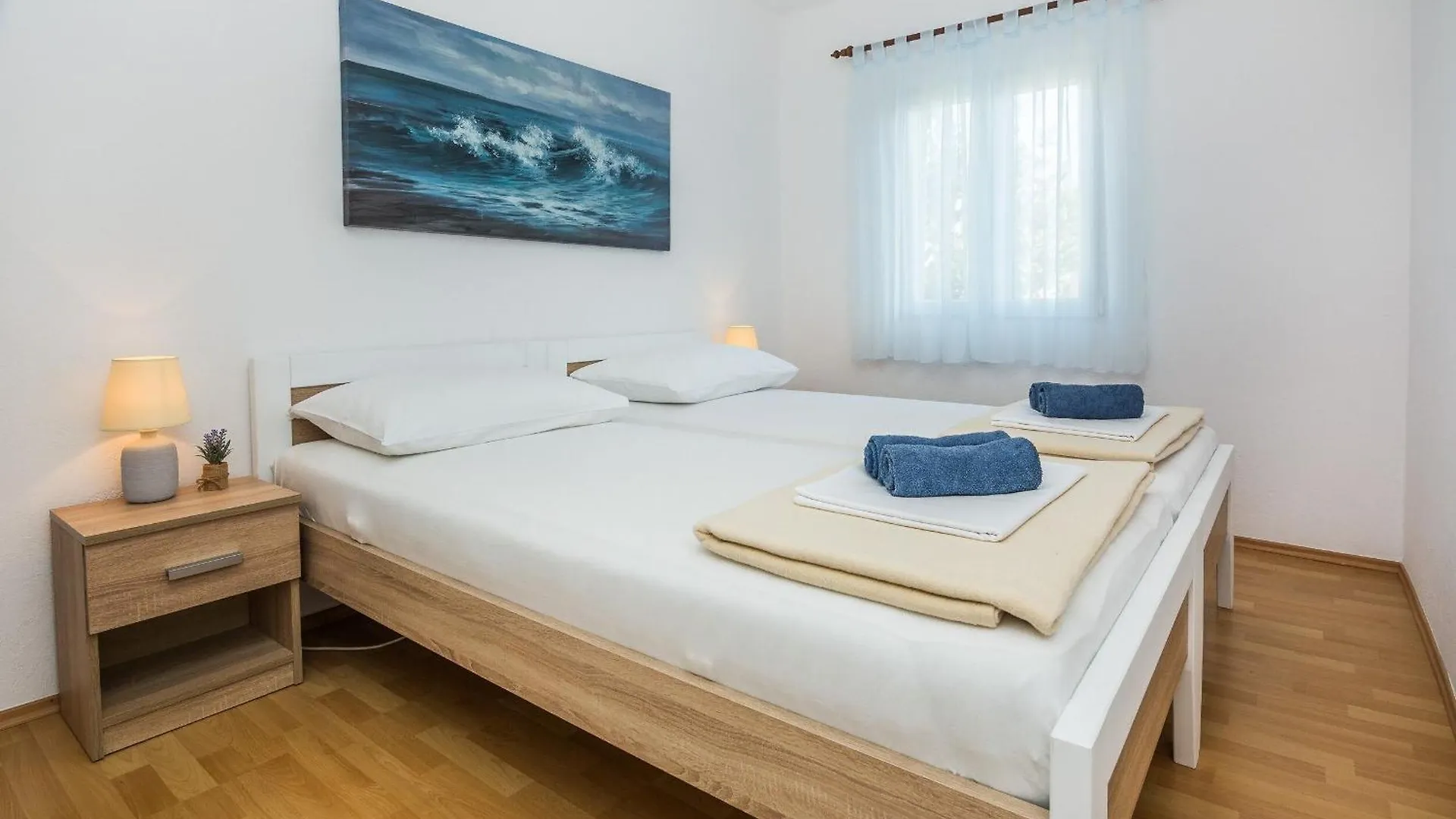 Apartments Poslon Vir